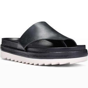 NIB Donald Pliner LYLAA Sandal